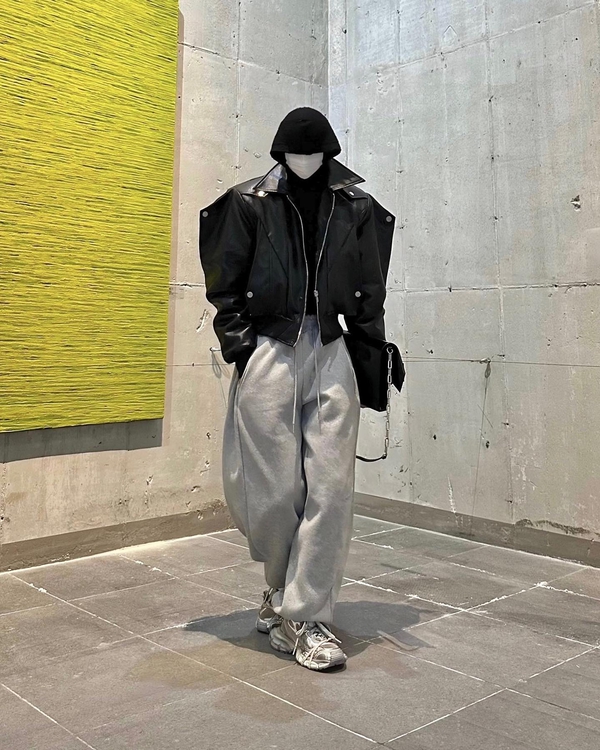 韩国穿搭ins大牌时尚博主,韩国穿搭ins时尚博主elborn