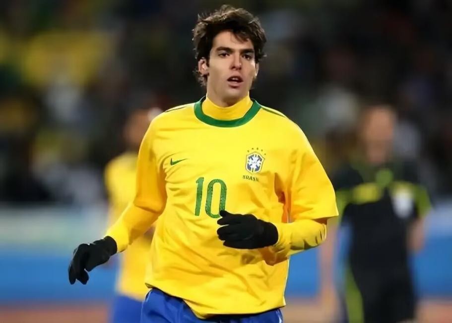 卡卡前妻卡洛琳个人资料,卡卡前妻卡洛琳最新美照