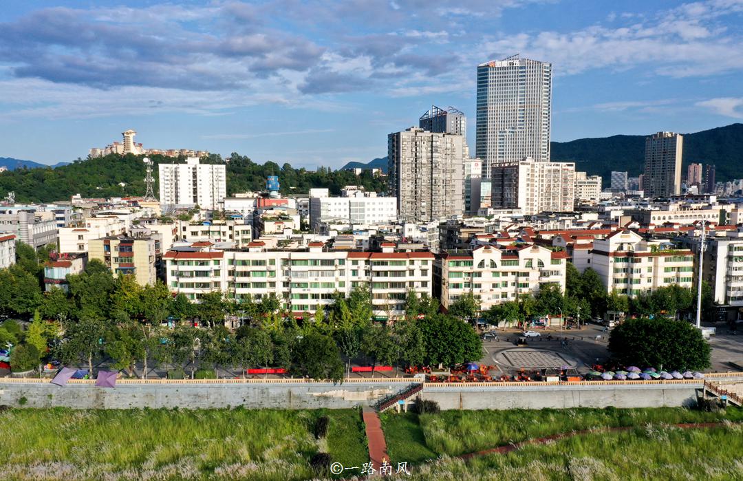 广元市城市风景一角,四川广元的城市面貌