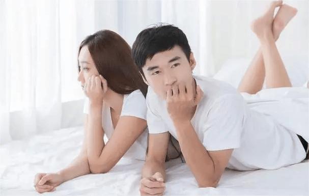 房产证上加了名字离婚时是均分吗,房产证上加妻子名字以后出售