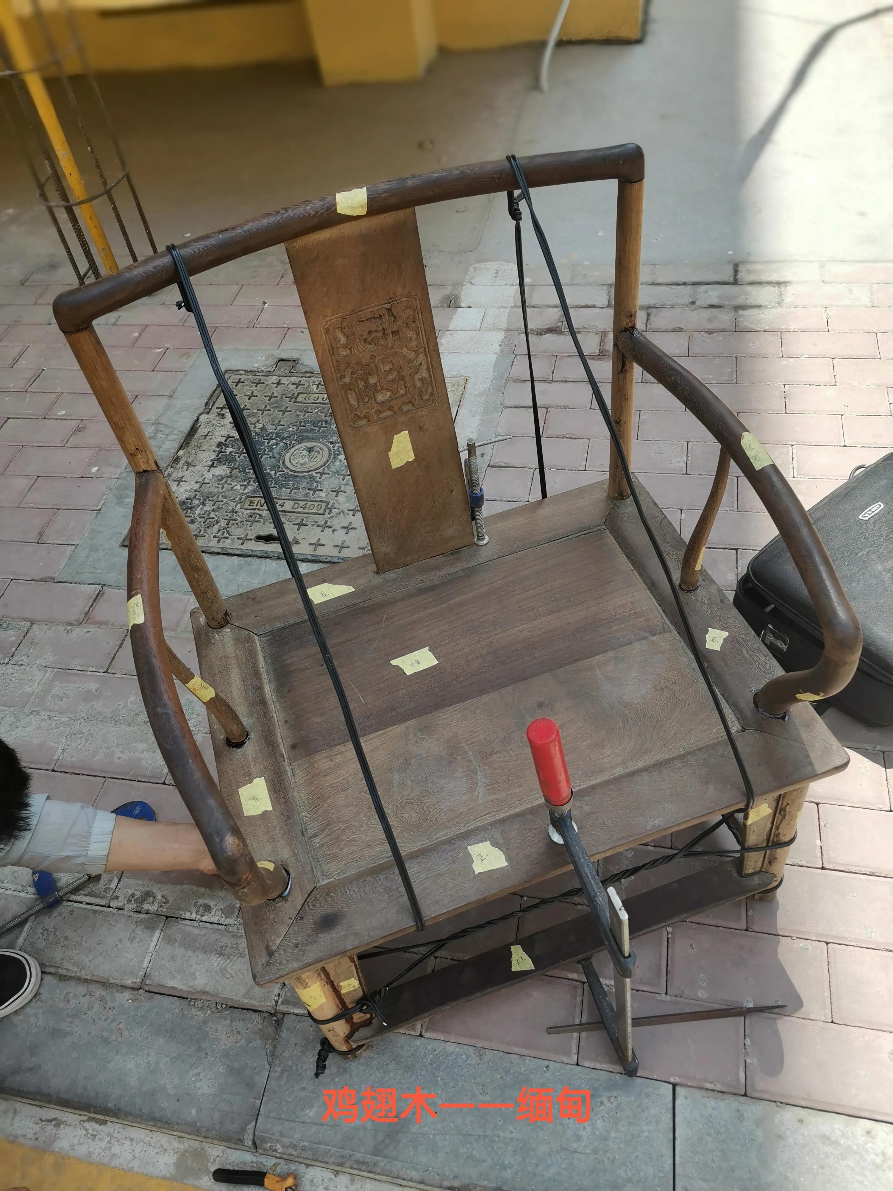 椅子损坏怎么修,椅子被拆了怎么修复