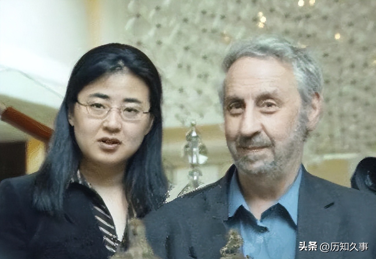 14岁以750分考上清华后留学,13岁上北大27岁嫁给外国教授