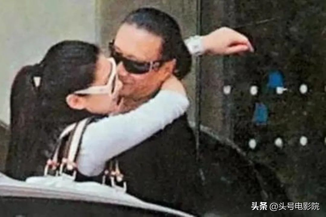 84岁谢贤与女友重燃爱火,谢贤84岁和初恋重温旧情