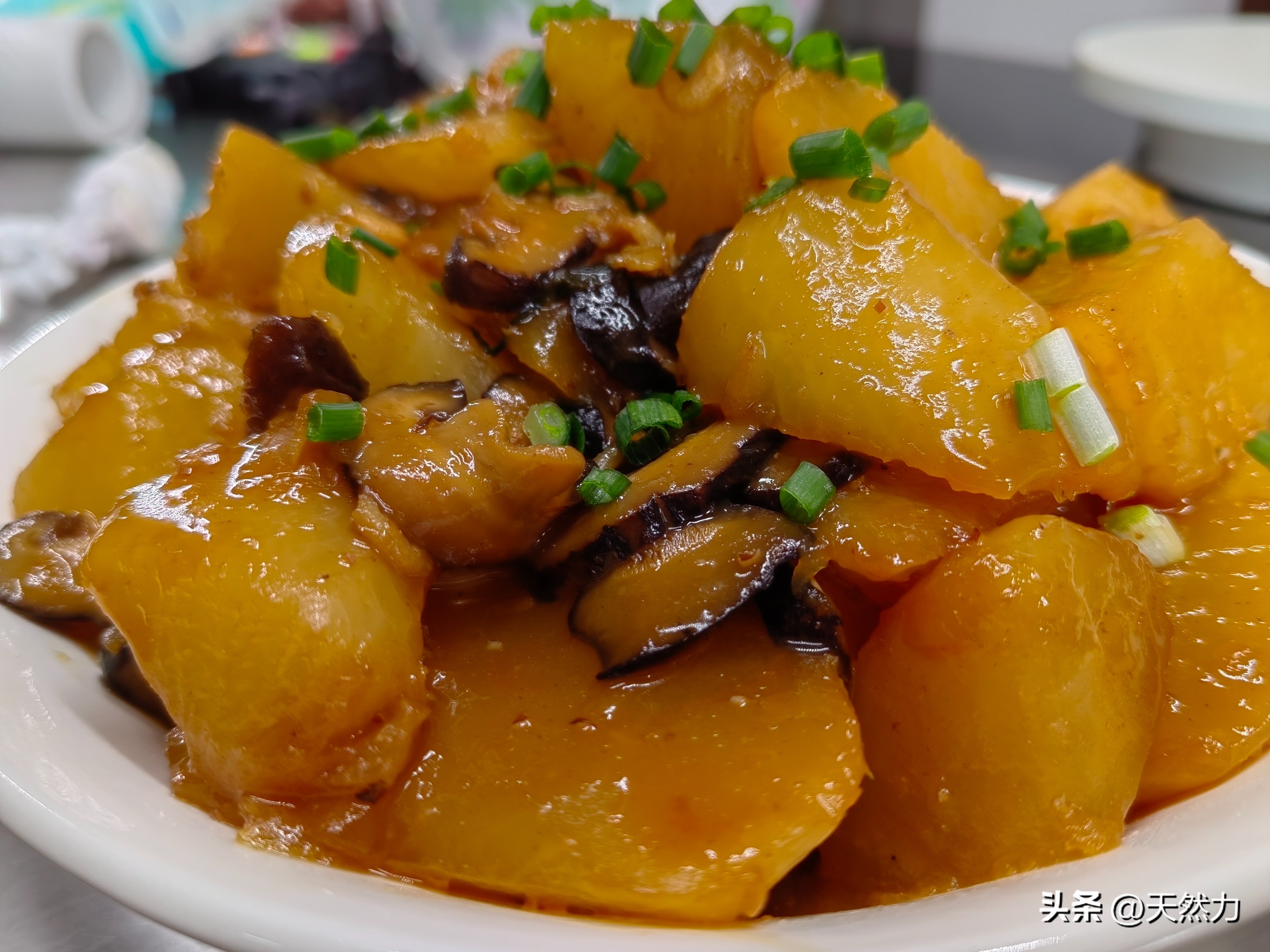 白萝卜爽口小菜的做法,白萝卜清脆爽口好吃又下饭的做法