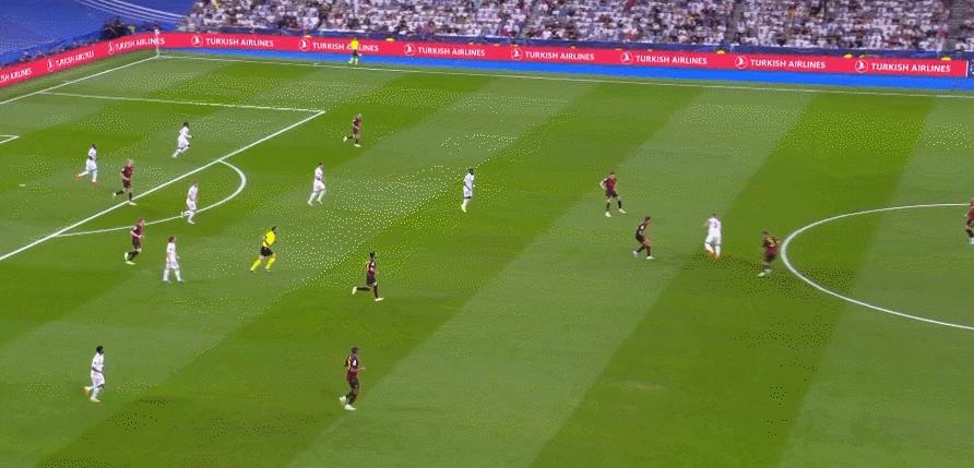 瓜迪奥拉再次告别巴萨,瓜迪奥拉下半场换人