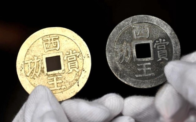 四川一个村都是盗墓高手，6岁小孩都潜水摸宝，一只金虎卖800万