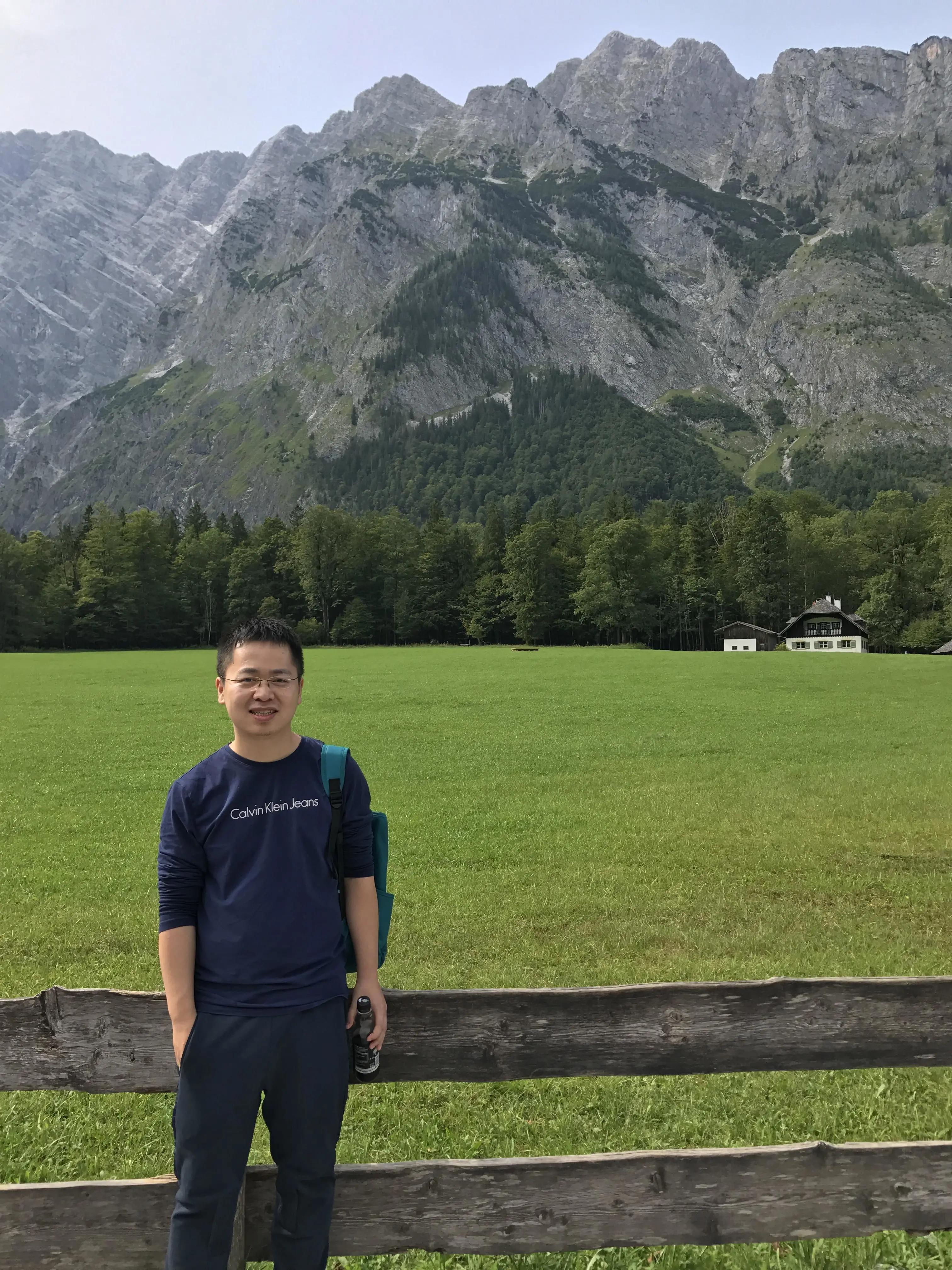 华强北天天抄他作业，国外新品牌追着他跑，这个程序员有点东西