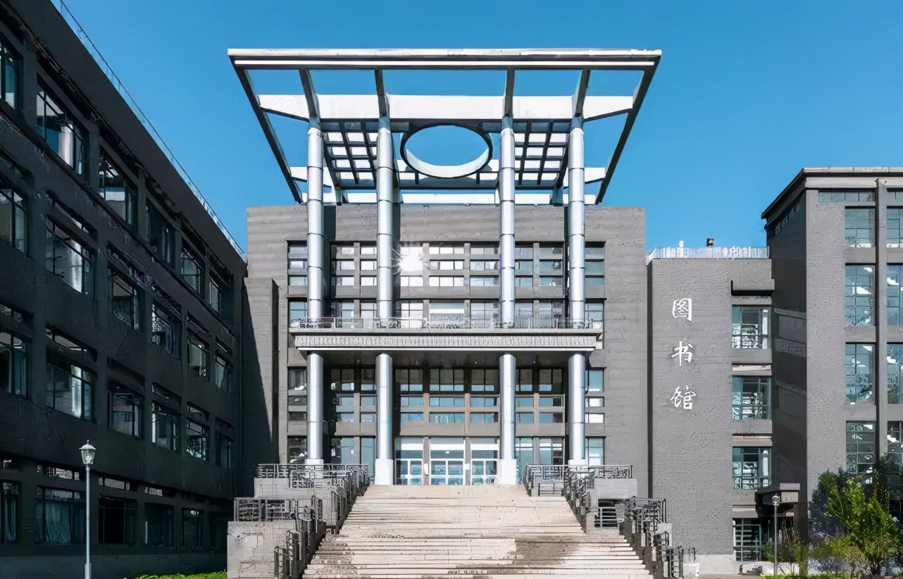 国内哪所大学化妆品专业最强,二本可以上的化妆品专业有哪些