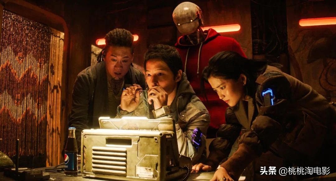 金泰梨韩国淡颜系女演员,金泰梨港风短发旧照曝光