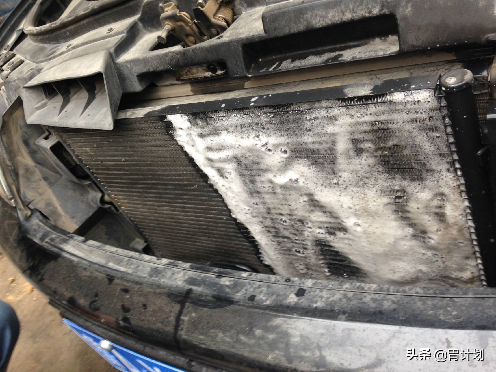 夏天天气太热小汽车怎样防晒,夏天如何给车子降温防晒