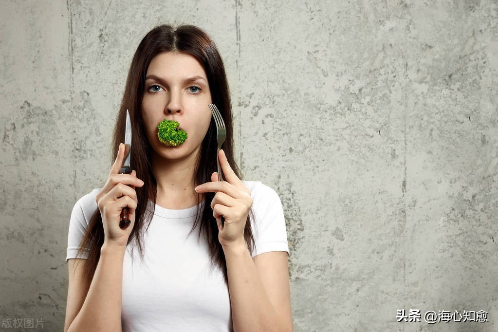 胆囊癌症晚期吃不下饭能活多久,肺癌症晚期吃不下饭还能活多久