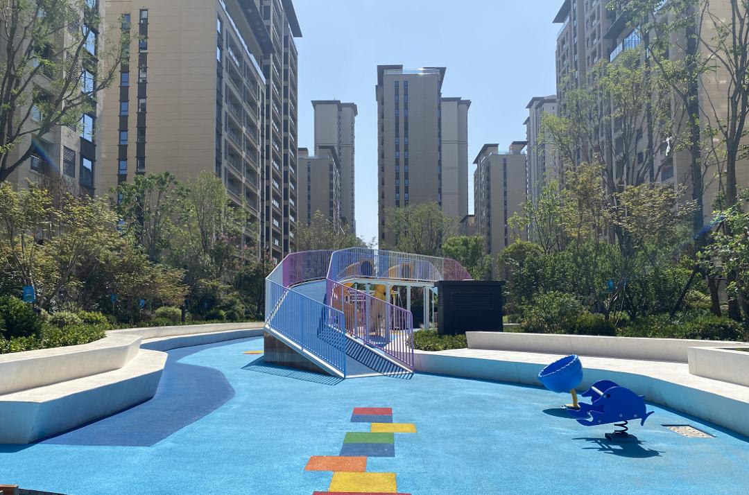 儿童活动区设计效果图,儿童体能训练场地装修效果