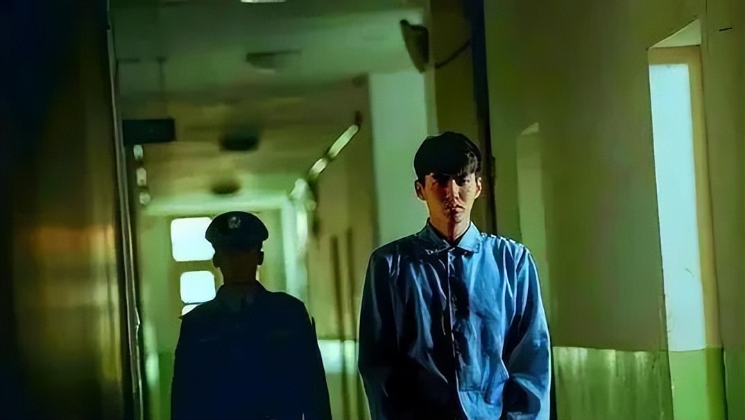 13年！吴亦凡强奸案终于判了：昔日的顶流，是怎么一步步毁掉的？