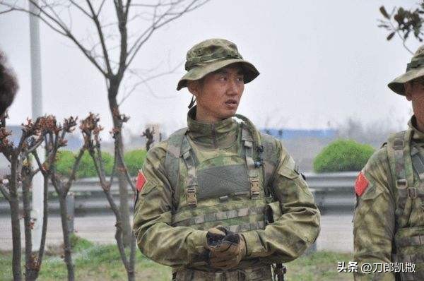 我是特种兵退役十年,我是特种兵13年后重回部队