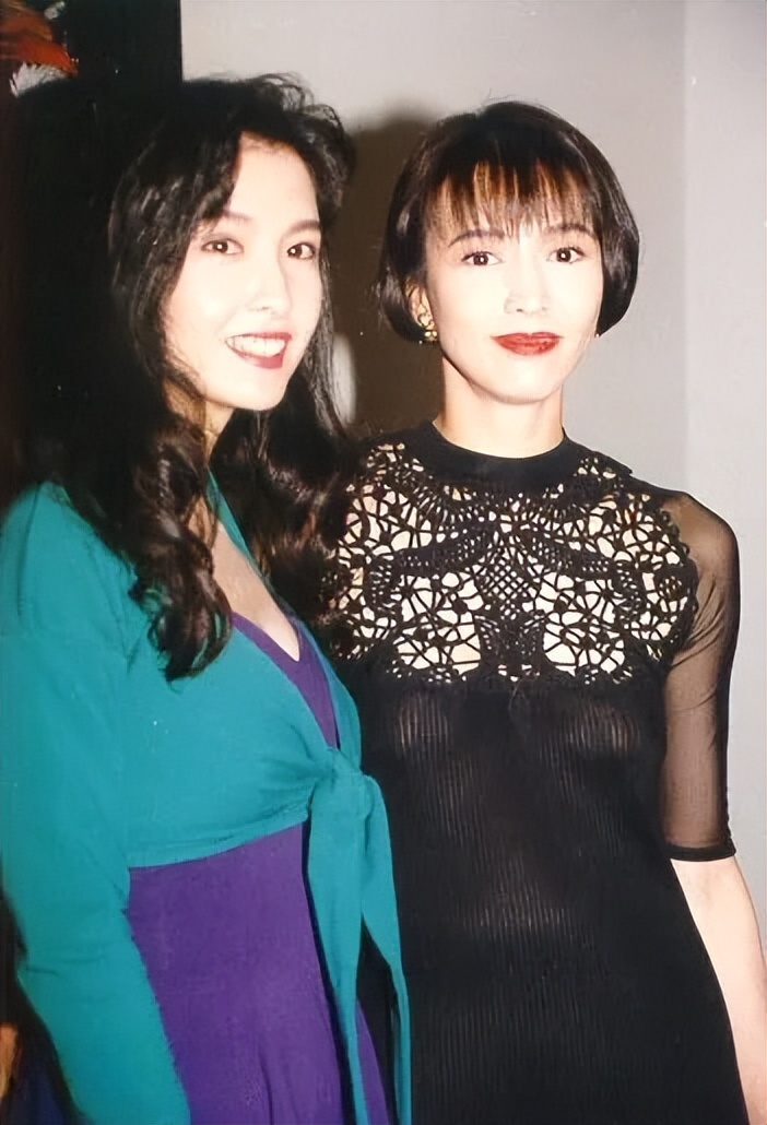 周慧敏被称第一代玉女掌门,玉女掌门周慧敏93年的歌