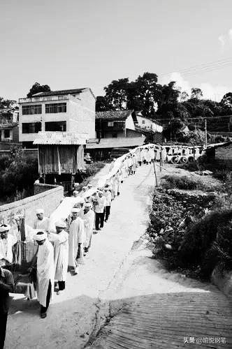 买水风俗过程,买水风俗是哪里的