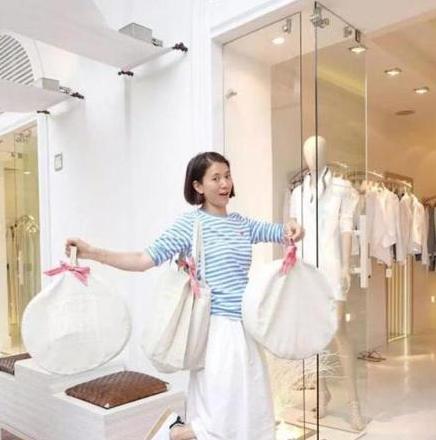 30多年后再看张智霖：如此完美的男人，不温不火或许是最好的选择