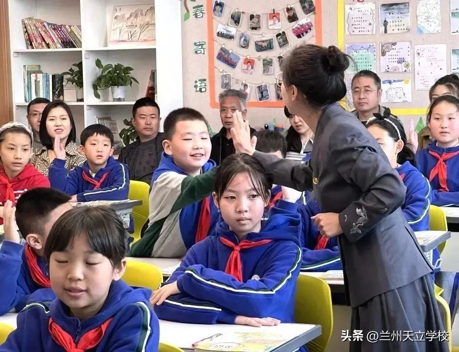 兰州天立根基小学第四周升旗仪式,兰州天立根基小学