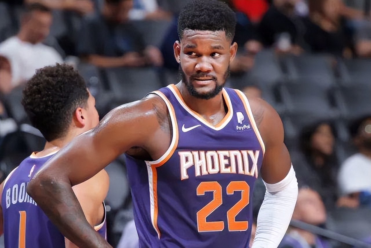 唐斯隔扣阿德巴约,美媒评现役前十中锋