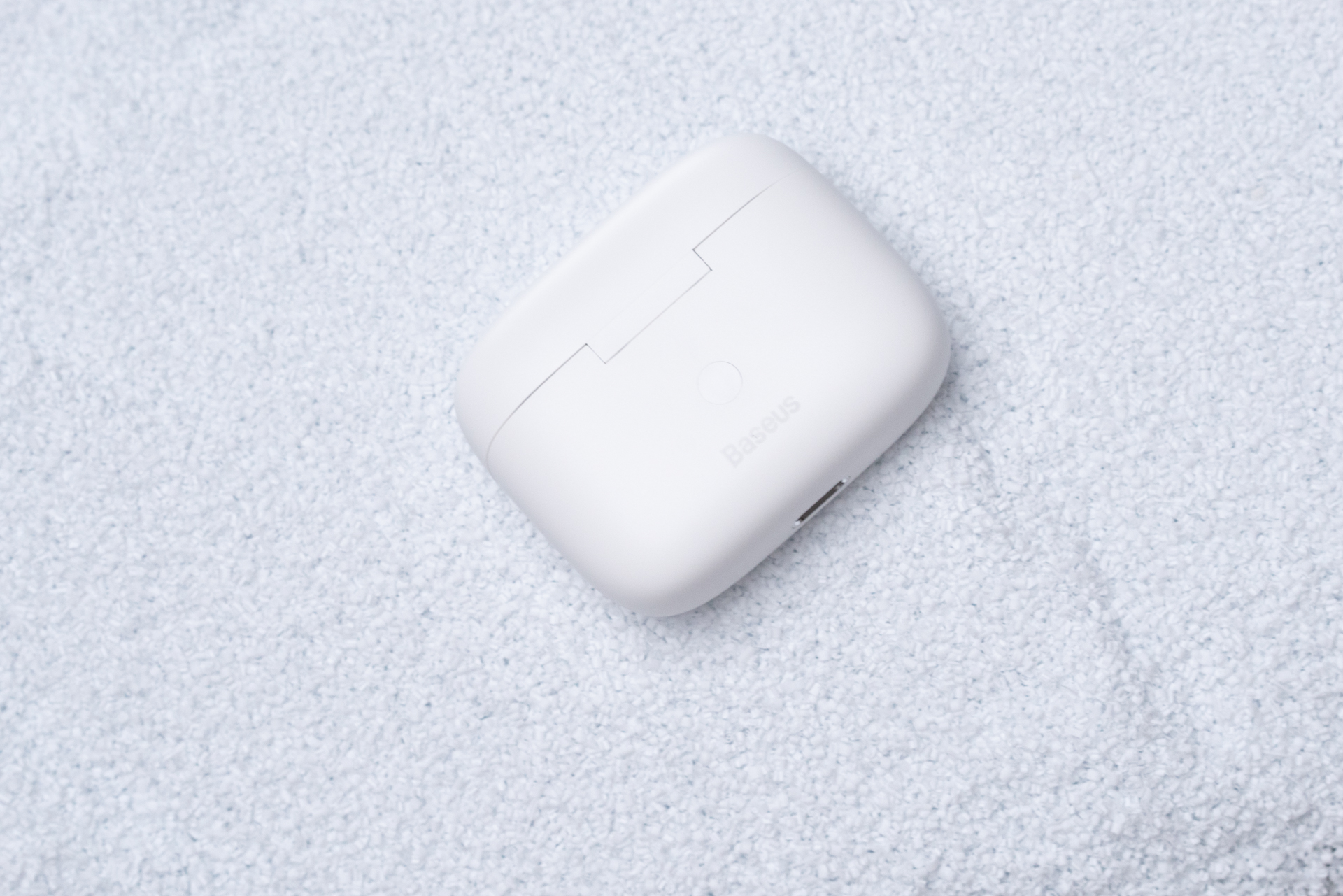 倍思耳机m2好还是m2s好,200元左右的无线耳机评测倍思m2s