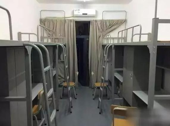 大学宿舍情况盘点，2022准大学生必看！甚至有海景房双人间