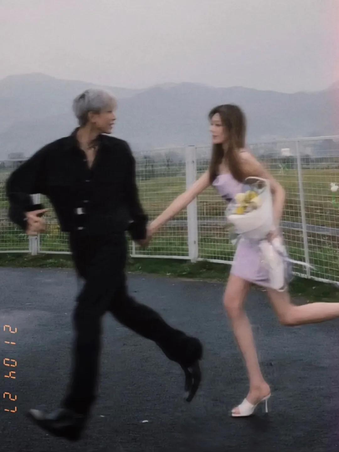 我很想你但我不会说背景图,情侣专用背景图一张