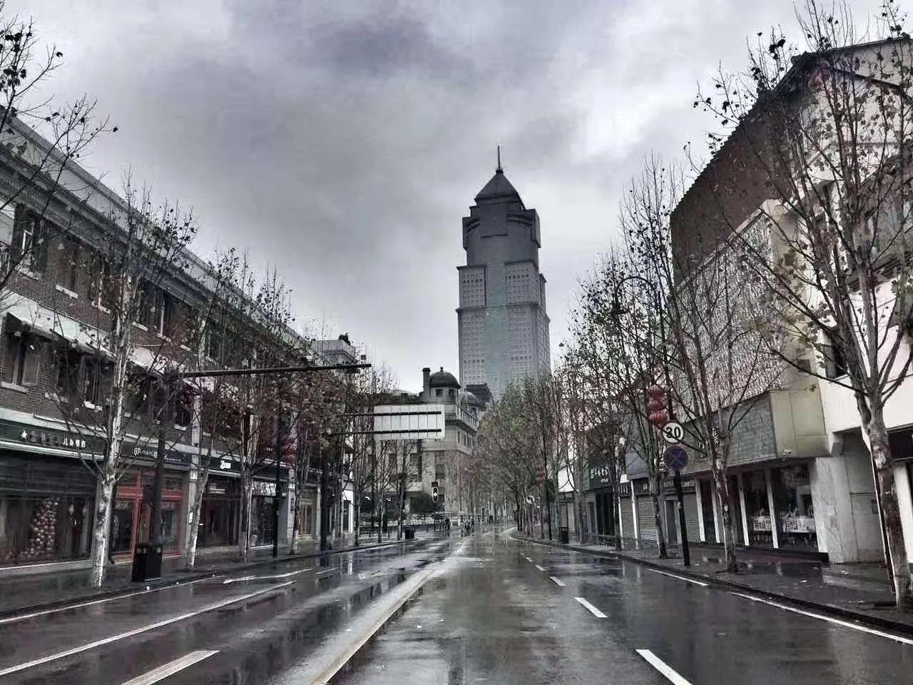 那个月拿3000的小编辑，做一堆公众号和抖音，现在身价几千万！