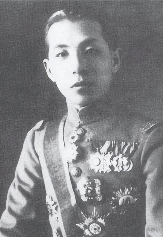 九一八事变张学良为什么不放一枪,九一八事变时张学良为何弃守东北