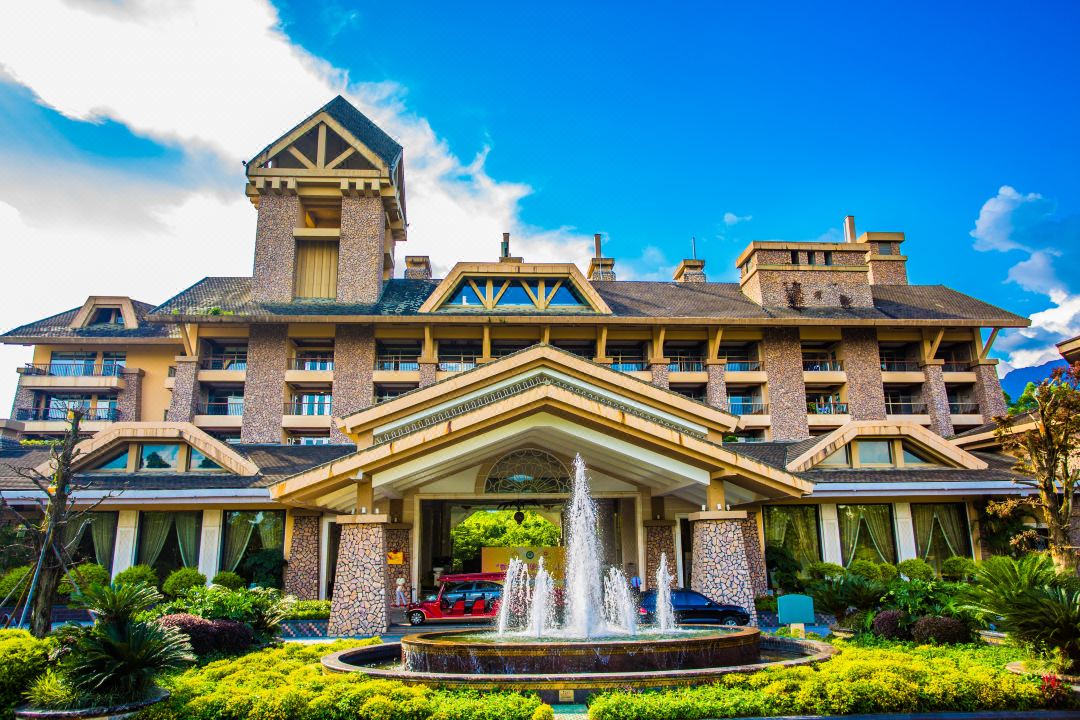 广东最值得推荐的温泉度假村,广东第一峰温泉是真温泉