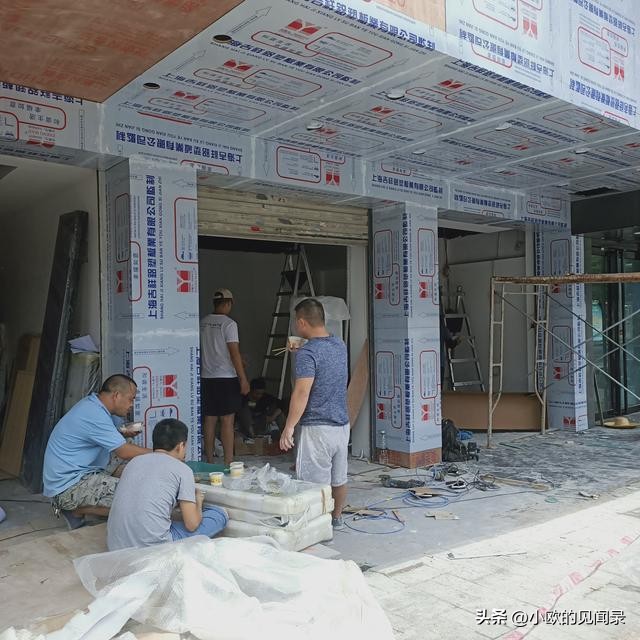 别为实体店喊冤了，学生在门店花6000买的电脑，网上只卖4000