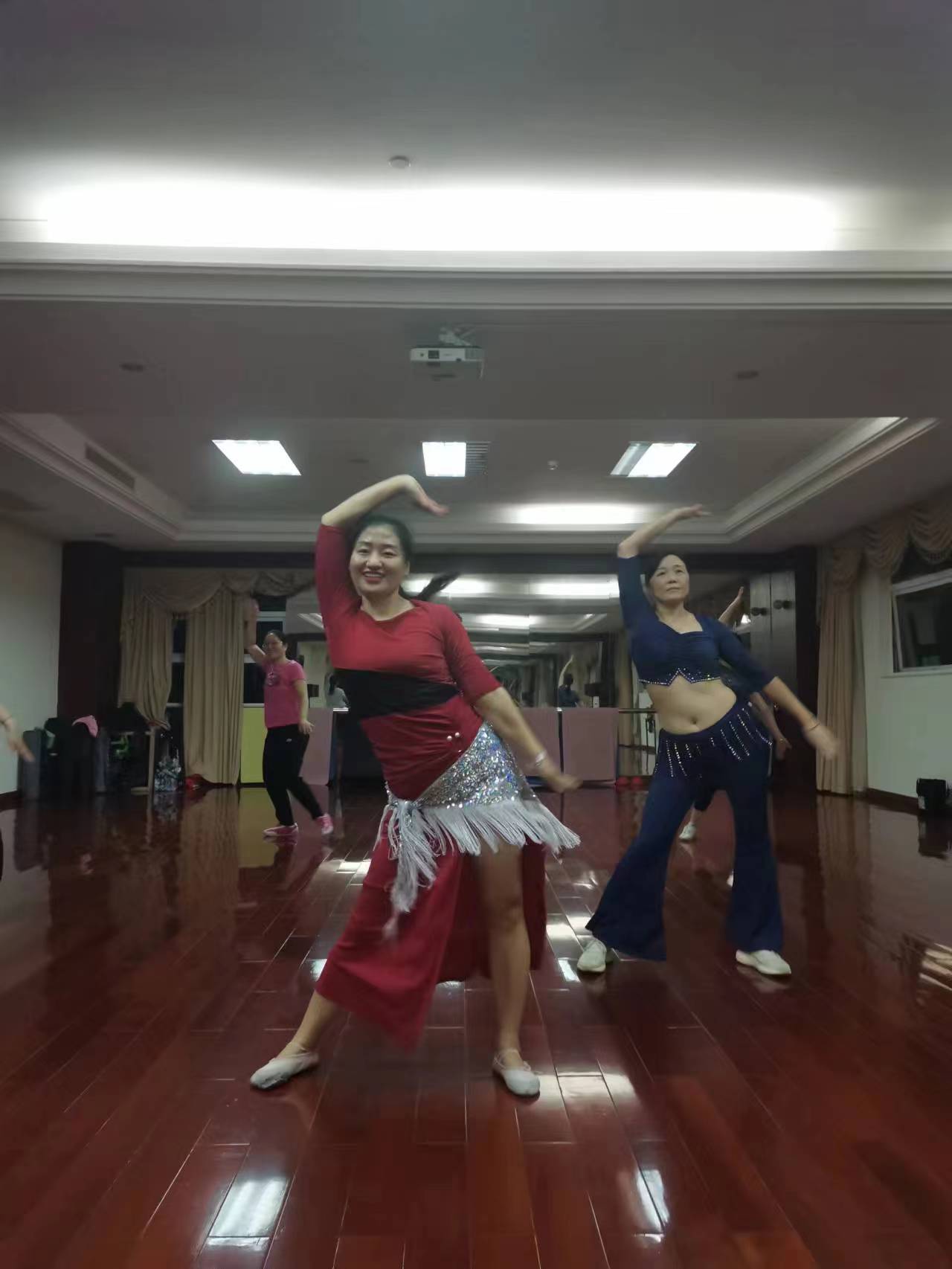 能减肥的肚皮舞,你一定会喜欢的肚皮舞