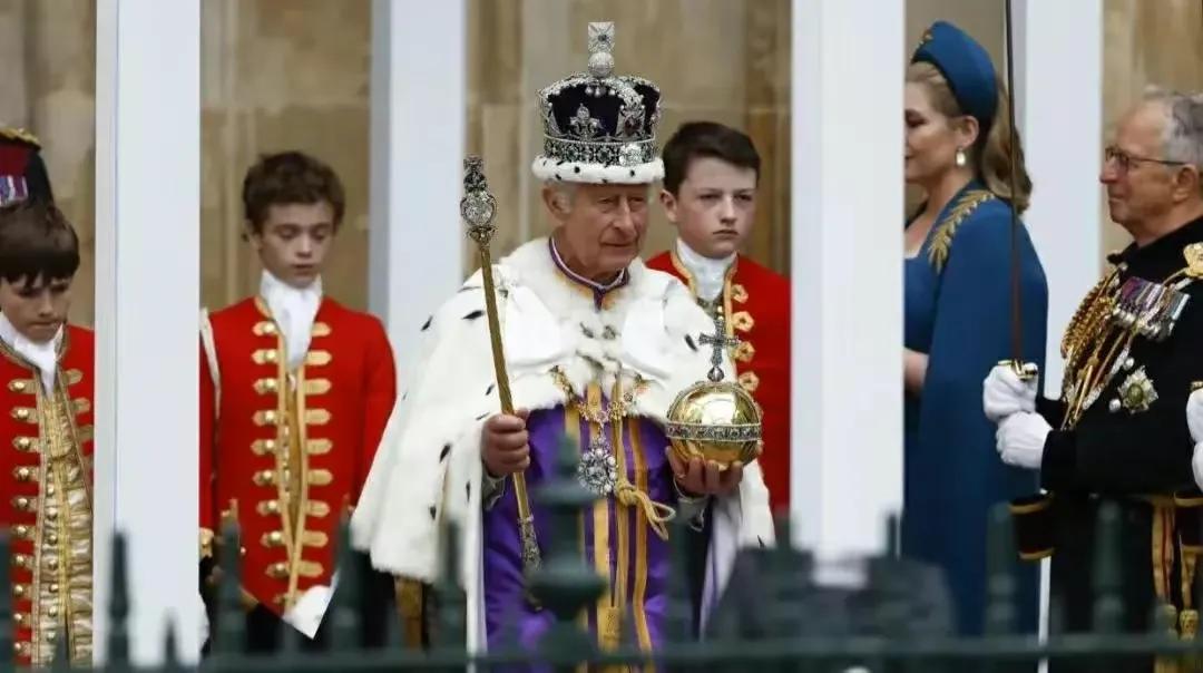 漫画讽刺查尔斯,英国讽刺漫画查尔斯解读