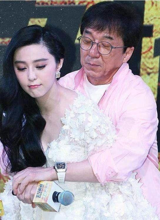 范冰冰和李解舌吻视频女演员被骚扰是常事！范冰冰胸部多次被