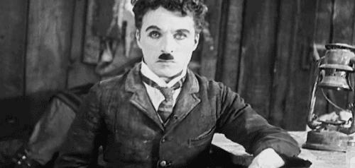 药可以躺着吃吗,药可以放在胶囊里吗