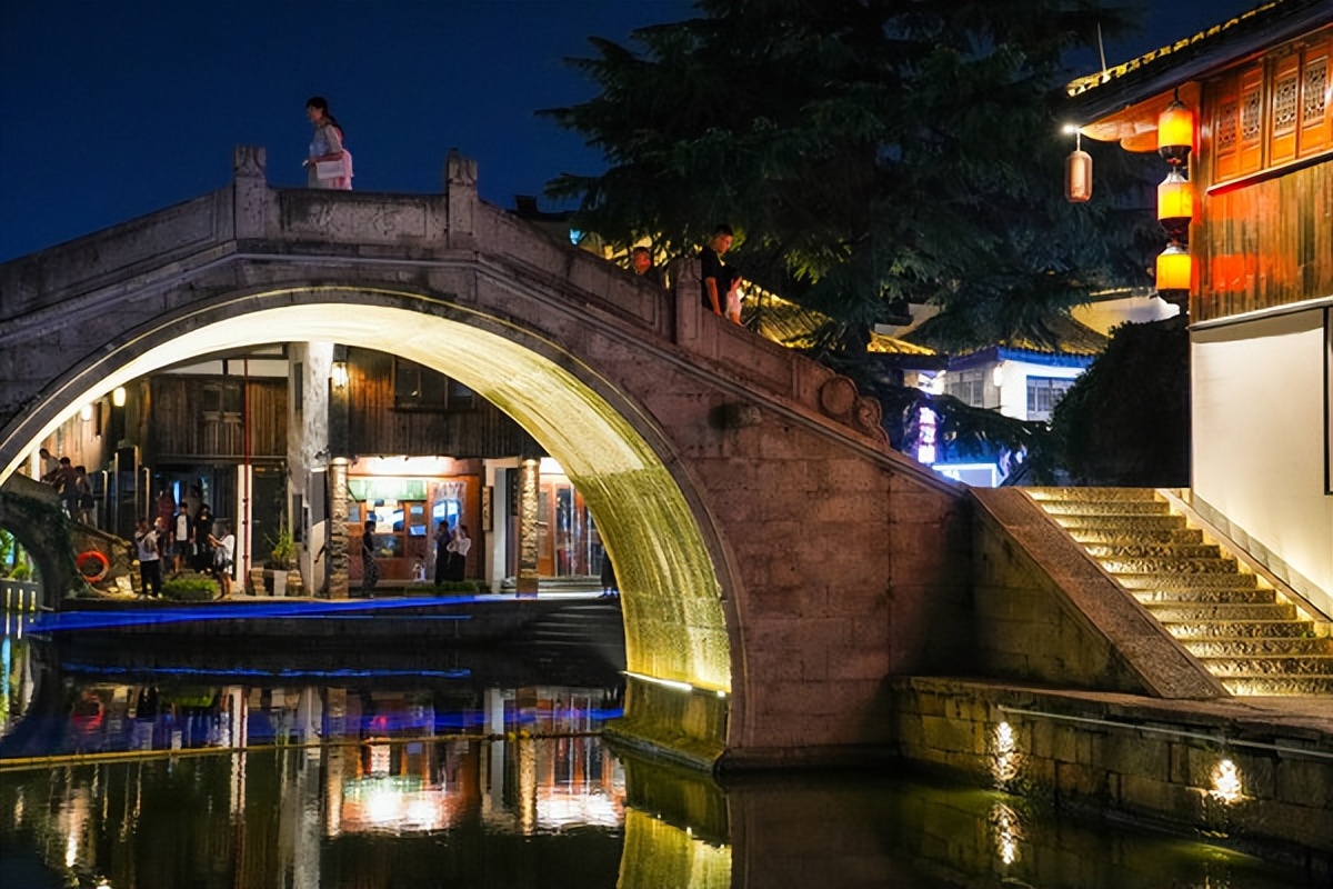 老街旧巷人间烟火,老城的人间烟火气