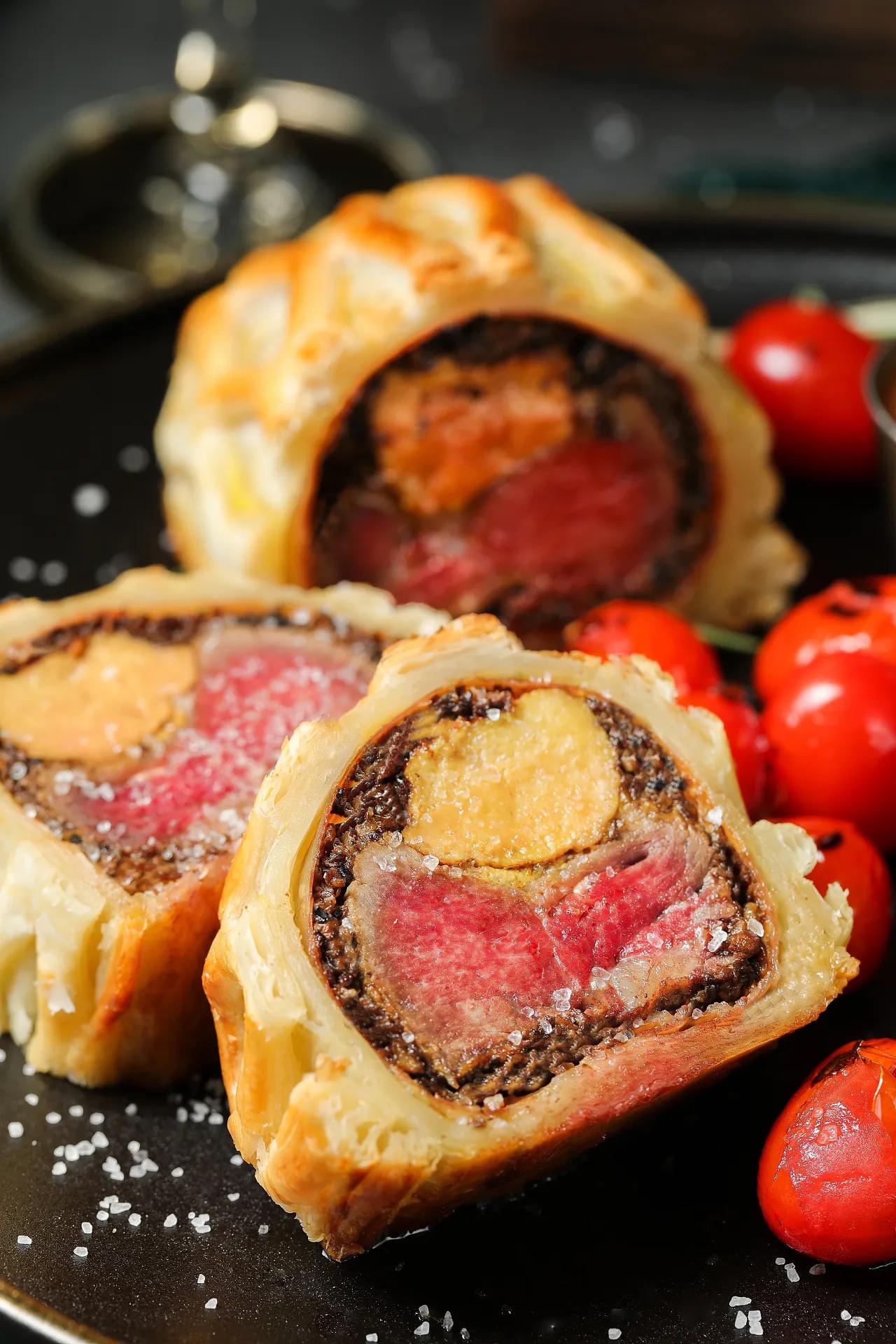 惠灵顿牛排沉浸式制作,山姆惠灵顿牛排微波炉做法