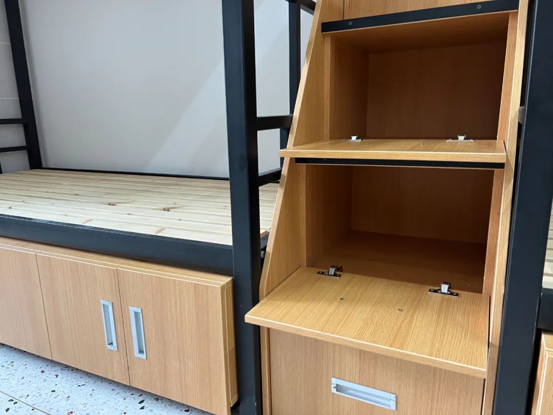 鎴愰兘鑻辨墠瀛︽牎鎺㈡牎,鎺㈡牎鎴愰兘鑻辨墠瀛︽牎