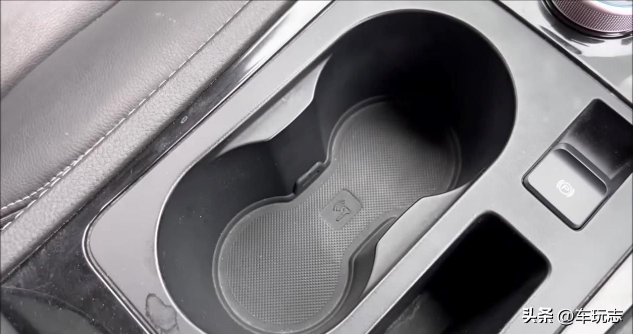 比亚迪e6新能源汽车新款,e6比亚迪新能源汽车