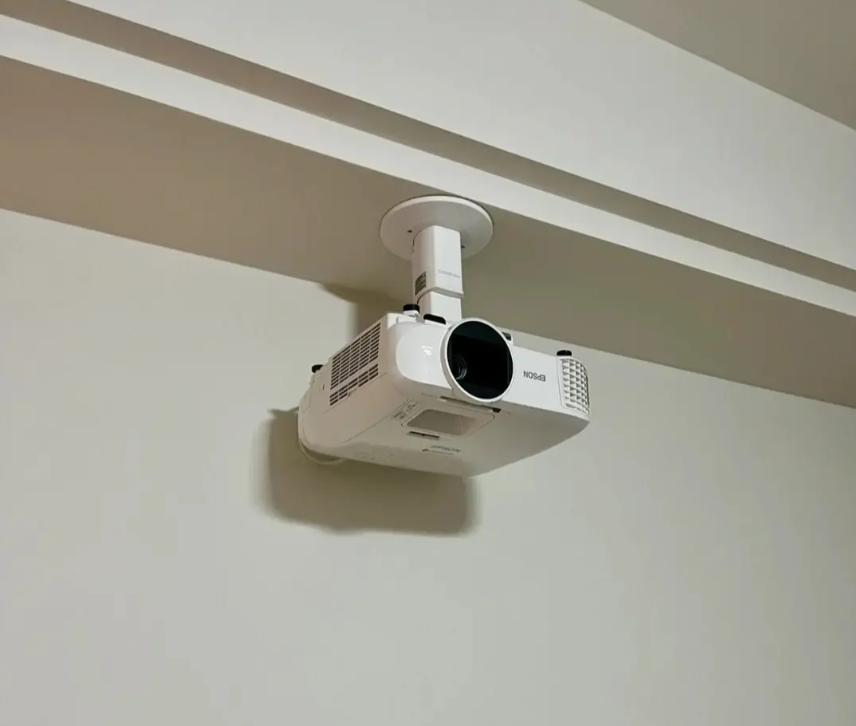 卧室投影仪的安装及布线,新房装修布线怎么接电