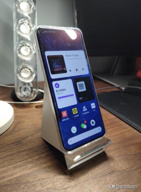 小米55w能充华为66w吗,小米无线风冷无线充55w开箱评测