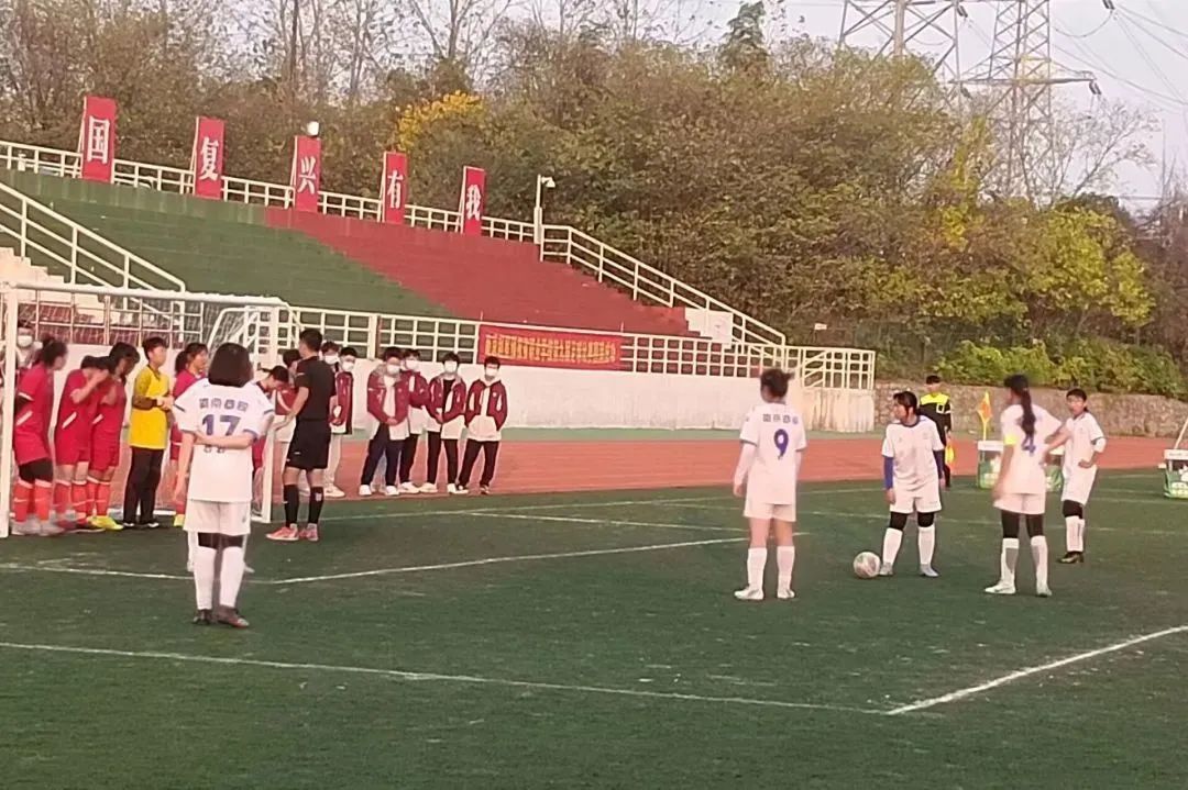 三连冠女孩名单,三连冠女运动员