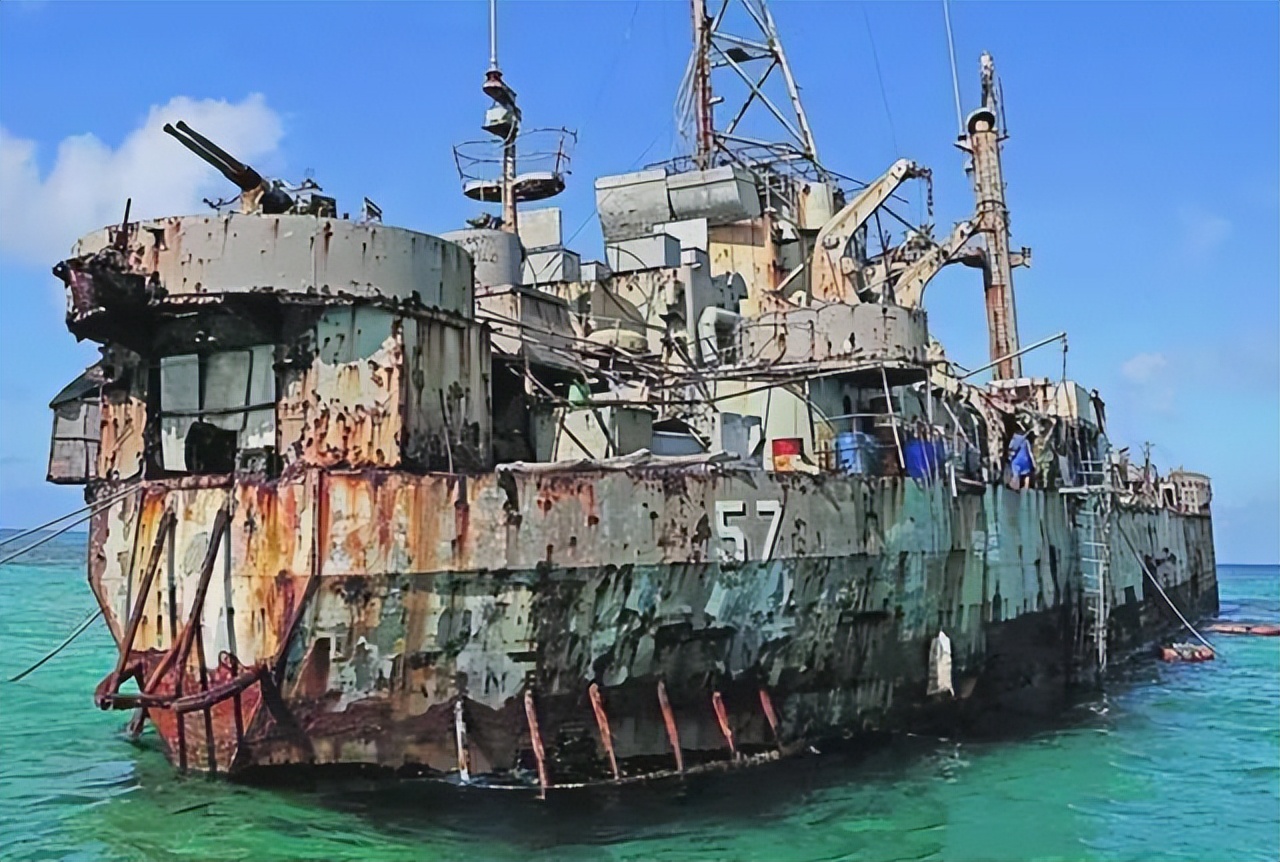 菲律宾搁浅登陆舰现状,菲律宾登陆舰进入仁爱礁时间