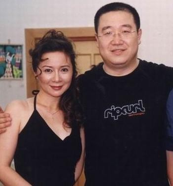 丁丁与蔡明关系,丁丁和蔡明什么关系