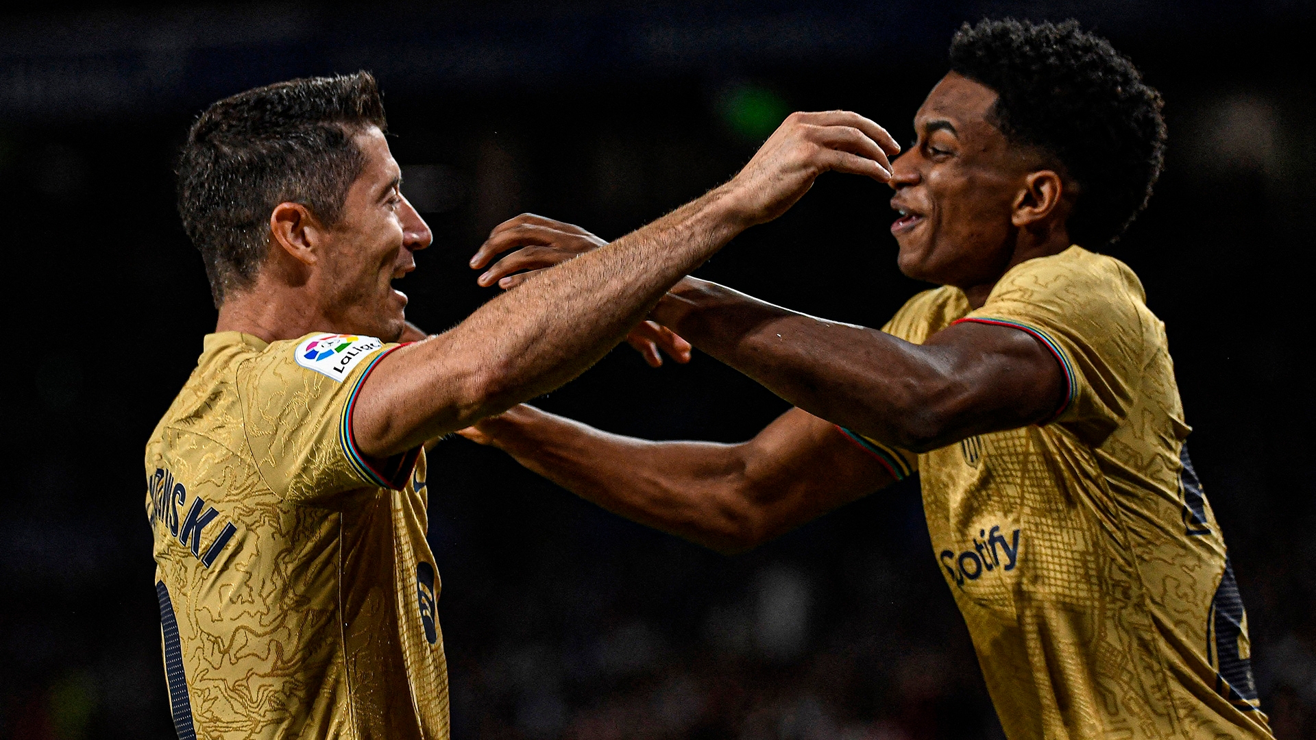 欧冠曼城2-1巴黎圣日耳曼技术统计,2022-2023欧冠巴黎圣日耳曼vs曼城