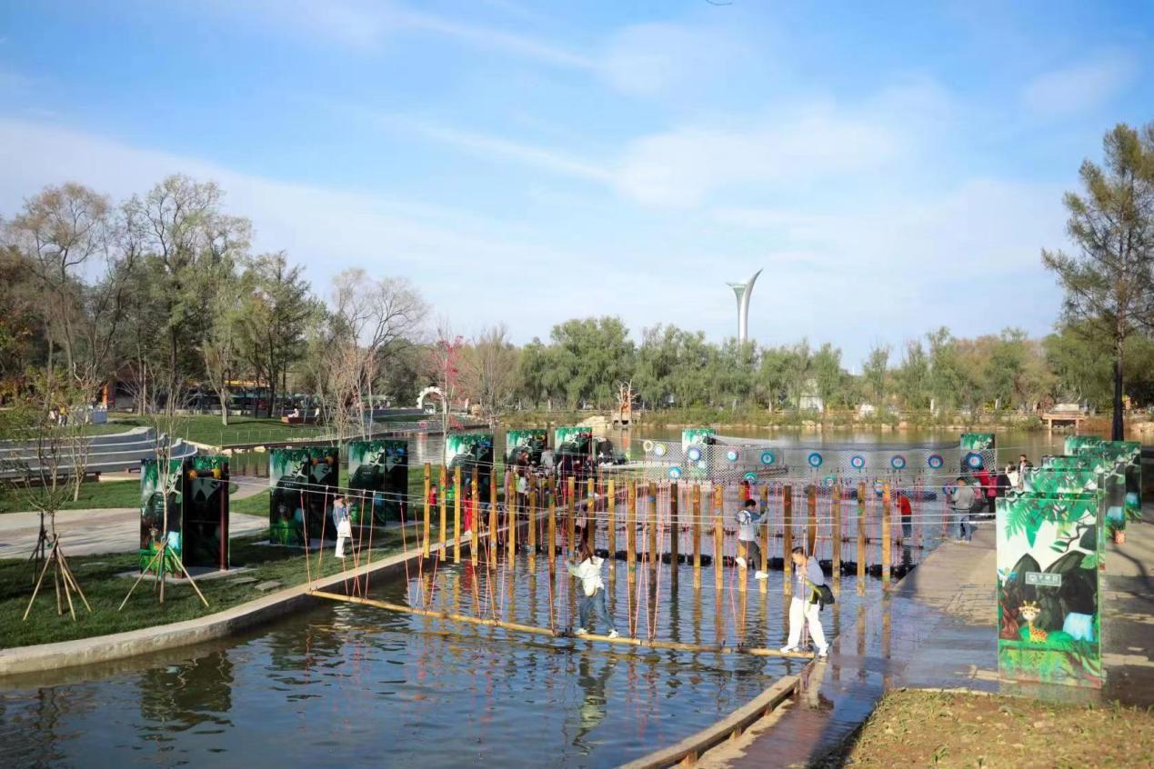水上乐园尽情享受清凉夏日,一起来玩水享受夏日欢乐时光
