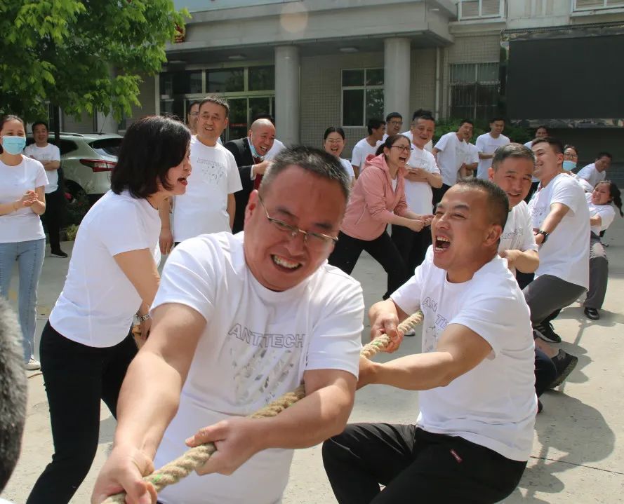 凝聚青春力量展现新时代青年风采,凝聚青春力量展现青年风采的活动