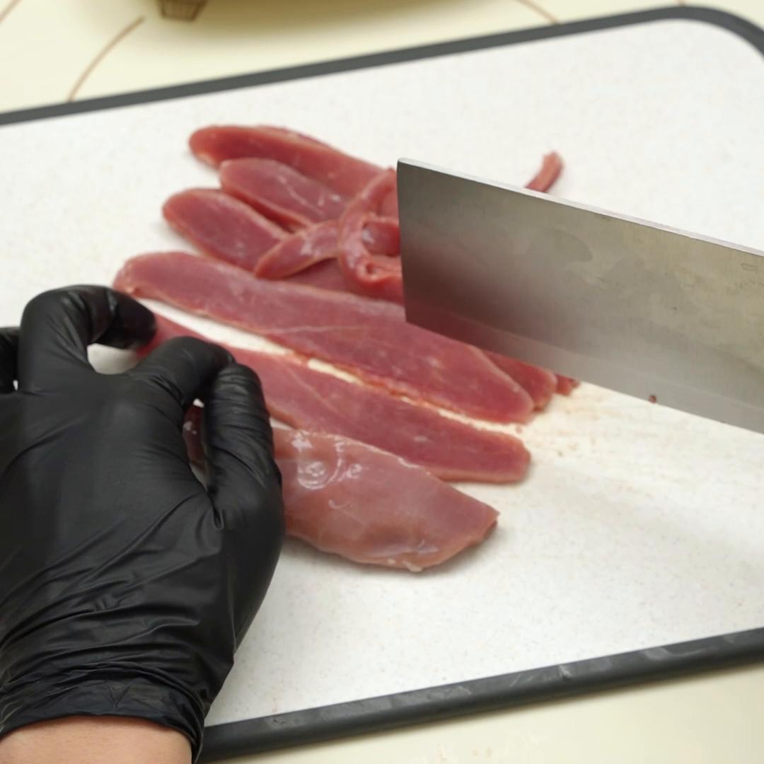 不太沉浸的沉浸式制作之鸭肉绕梨，终于找到那个梨了！#宠物