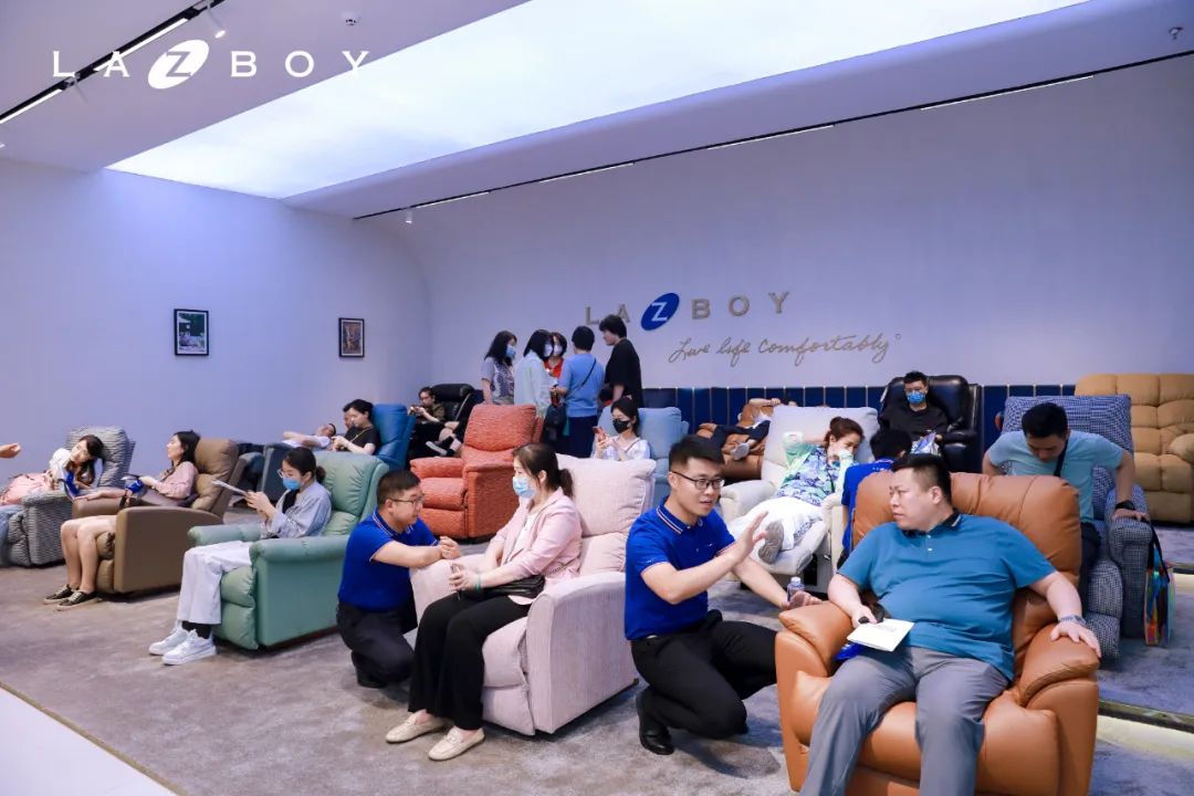 lazboy真皮多功能沙发,lazboy乐至宝功能沙发