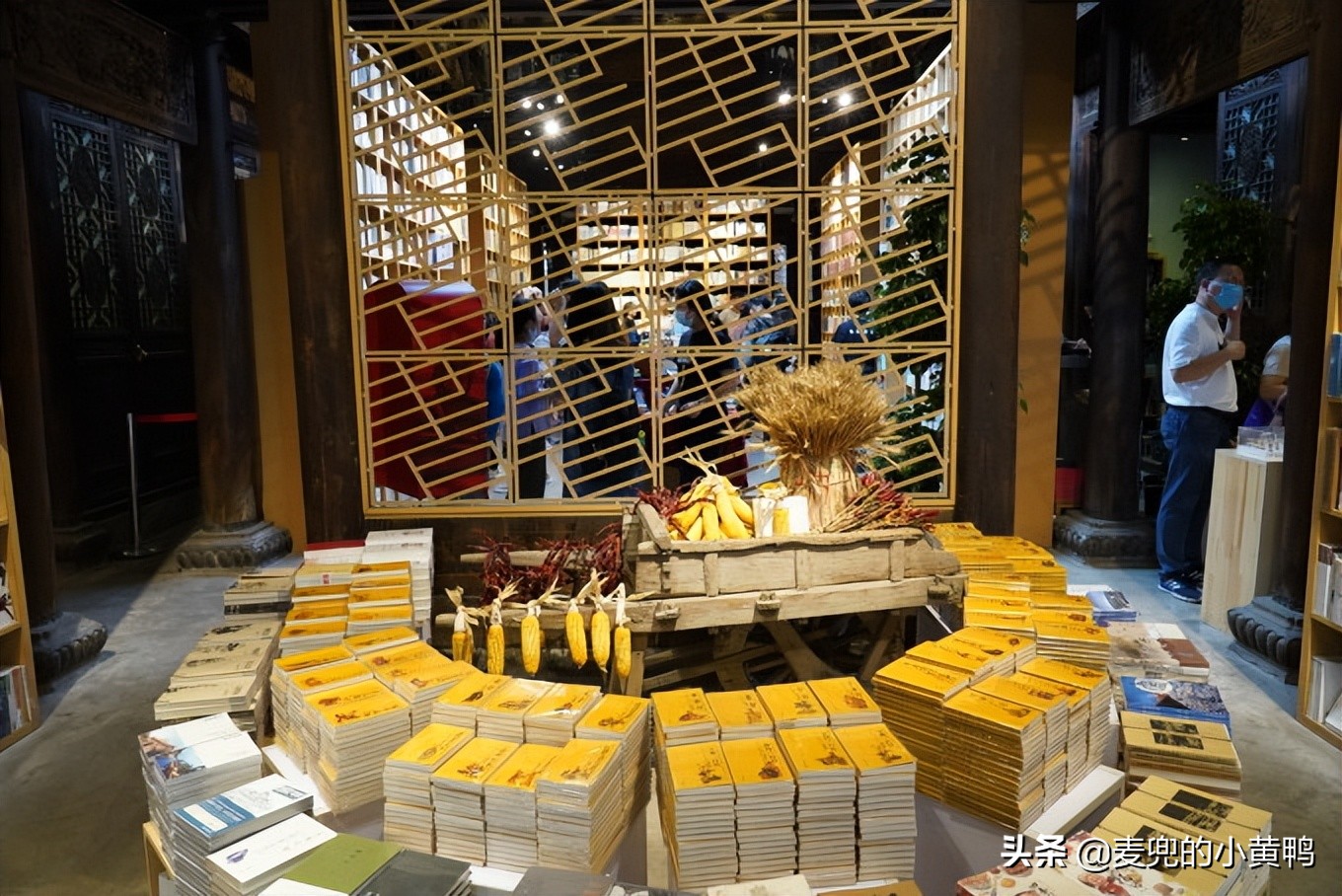 感受南京的艺术风格美食分享,中式情调南京美食