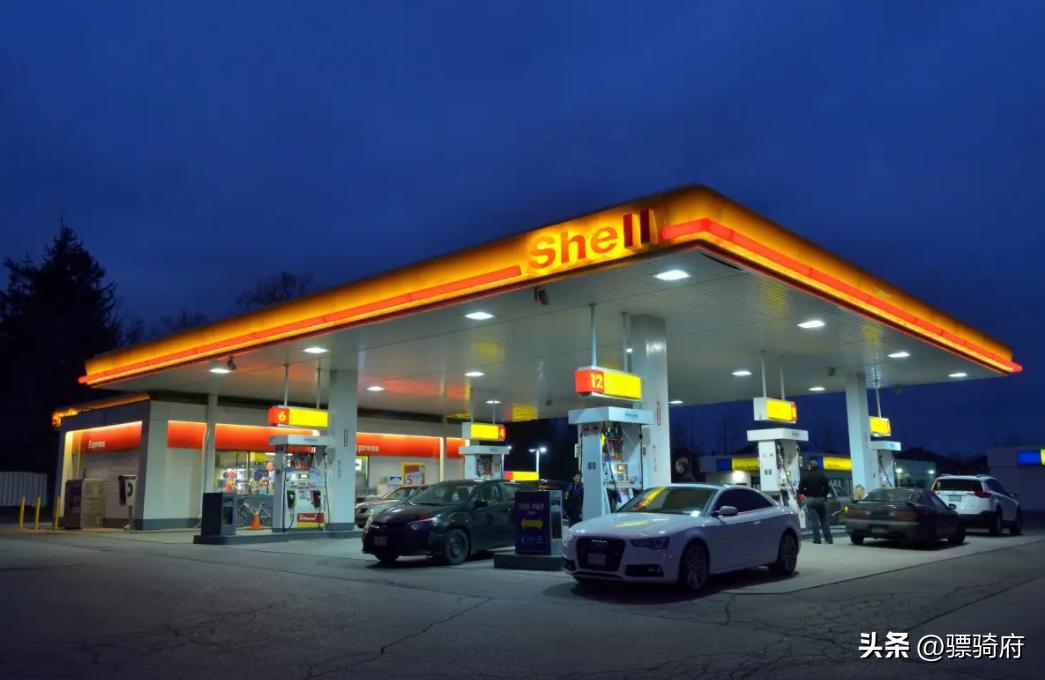 一款摩托车的油箱储量最大,一辆摩托车多少立方米